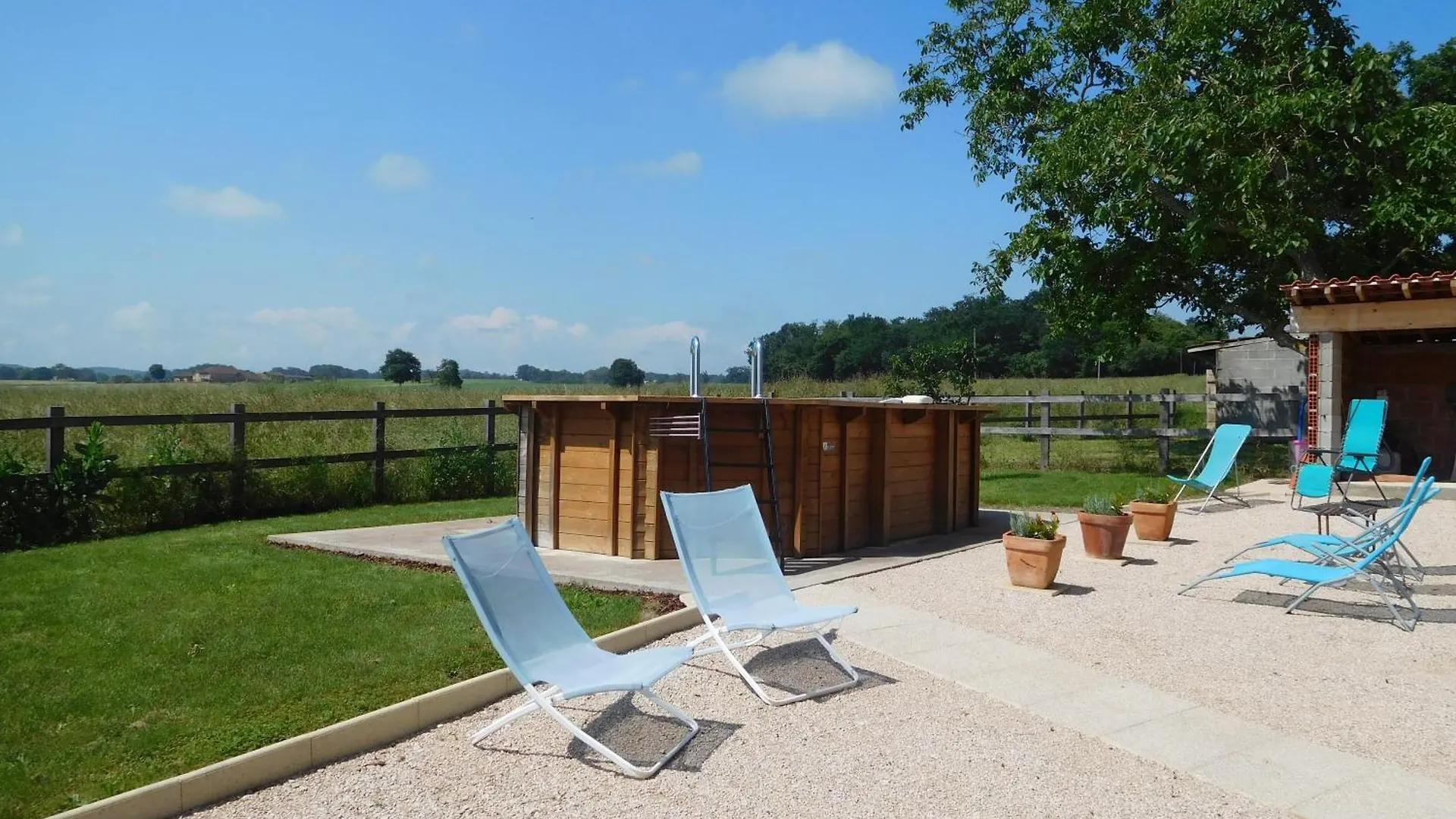 Rural Holiday Cottage With Private Pool Saint-Blancard 0*,  Frankrijk