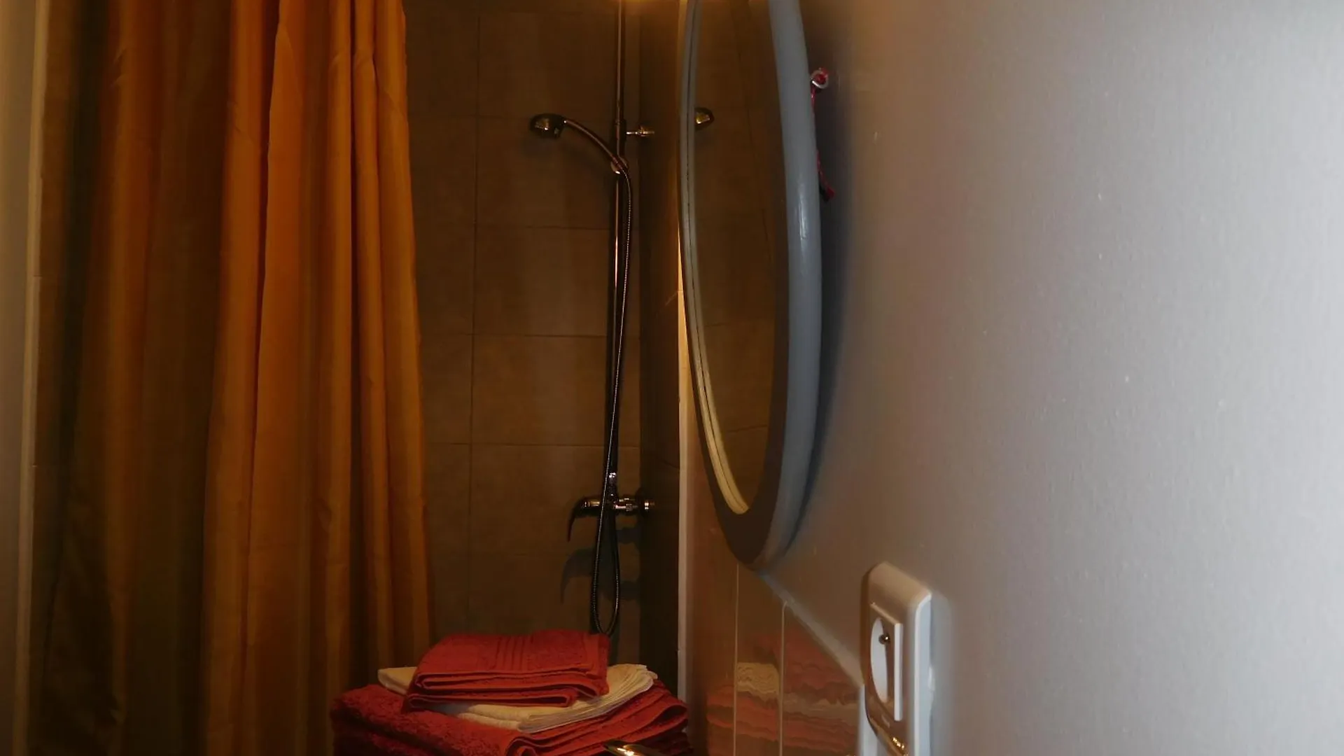 Vakantiehuis Rural Holiday Cottage With Private Pool Saint-Blancard Frankrijk